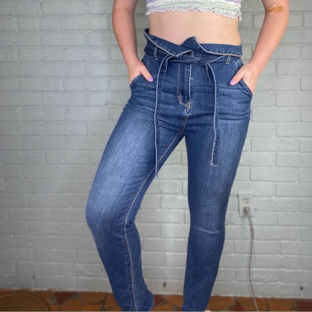 Cello Super High Rise Paperbag Style Jeans New With Tags